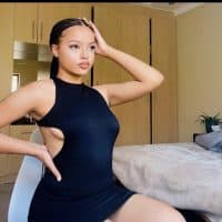 Amaraa, 21