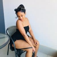 Noor, 24